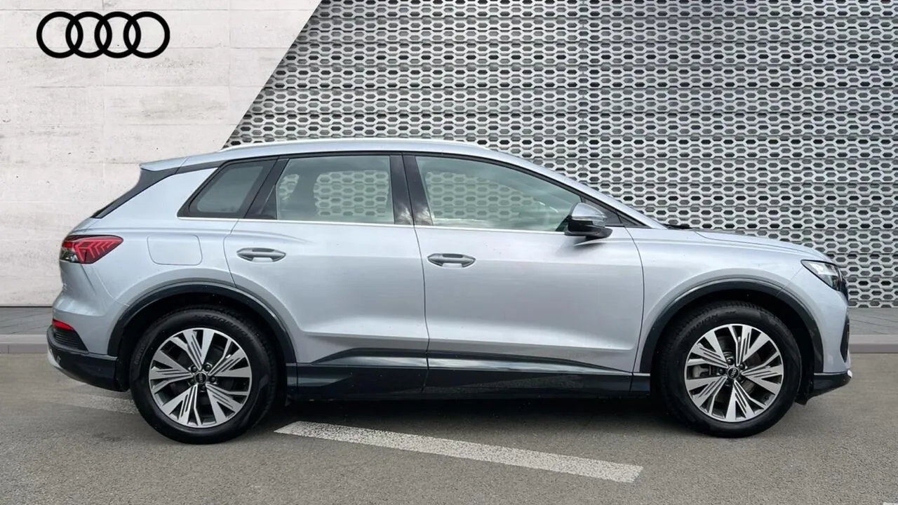 Audi Q4 E-Tron 2025 photo 4