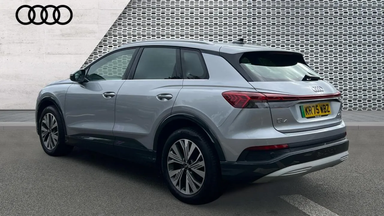 Audi Q4 E-Tron 2025 photo 3