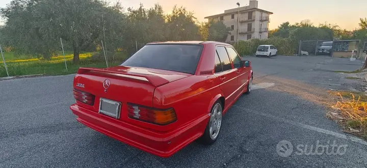 Mercedes-Benz 190 1986 photo 3