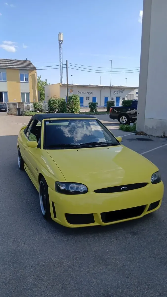 Ford Escort 1997 photo 2