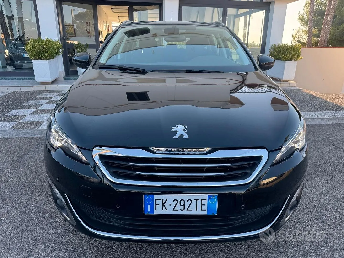 Peugeot 308 2017 photo 2