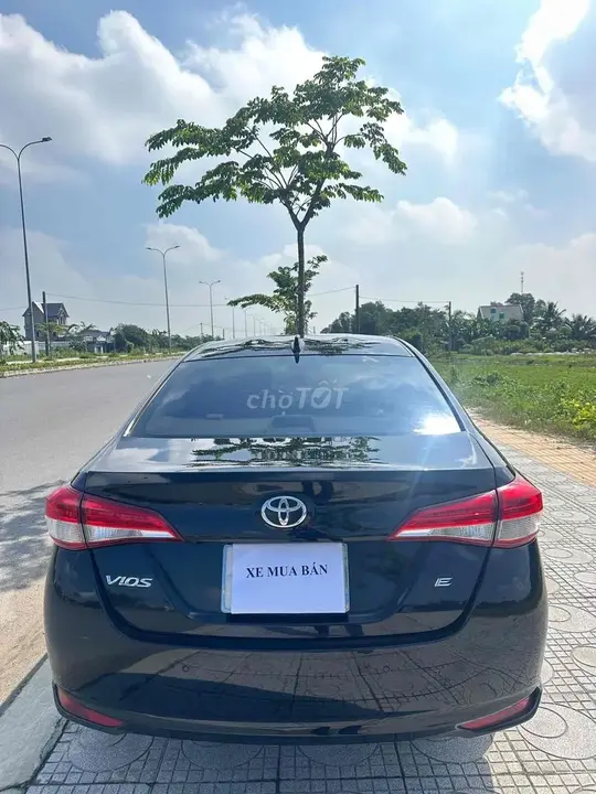 Toyota Vios 2021 photo 2