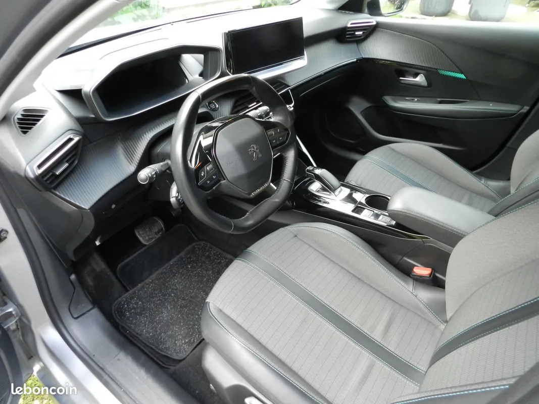 Peugeot 208 2021 photo 5