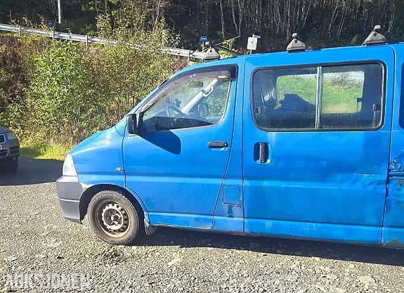 Toyota Hiace 2007 photo 5
