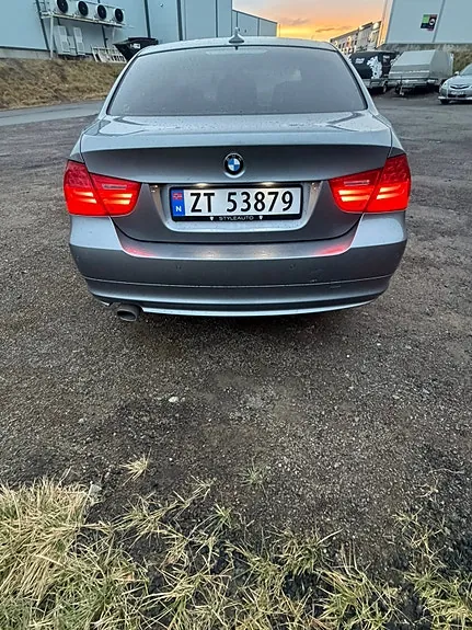 BMW 316D 2010 photo 5