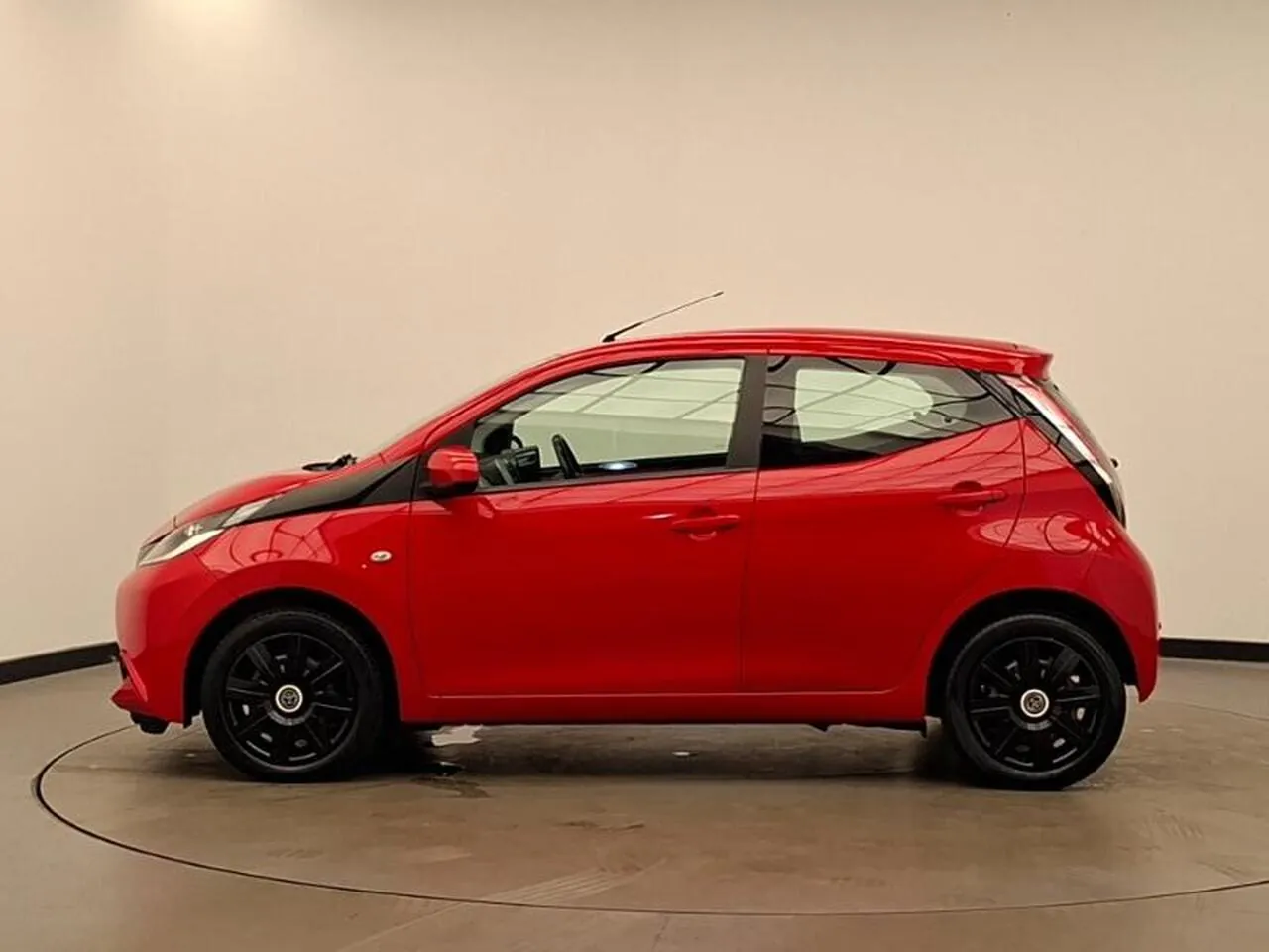 Toyota Aygo 2018 photo 4