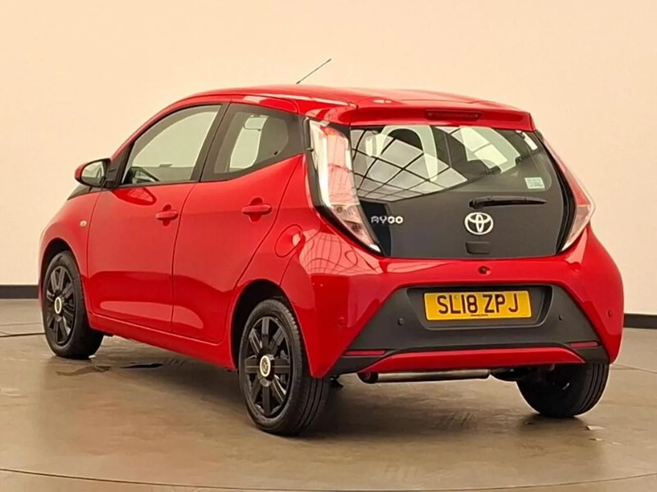 Toyota Aygo 2018 photo 2