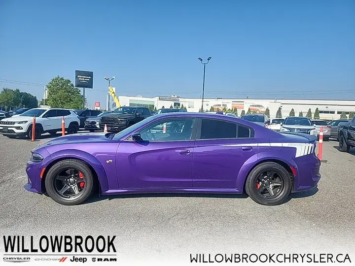 Dodge Charger 2023 photo 2