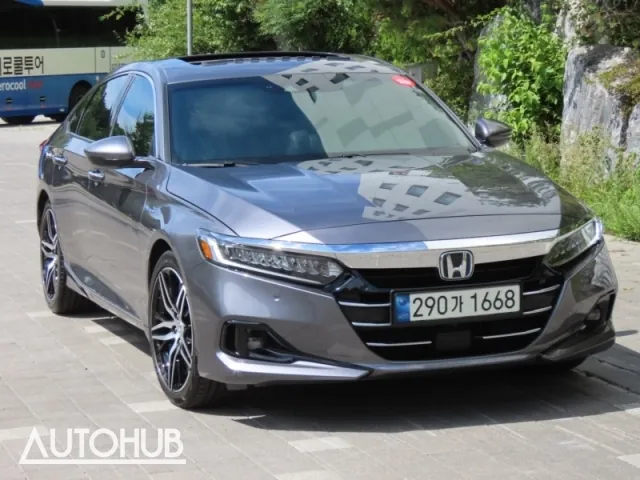 Honda Accord 2021 photo 2