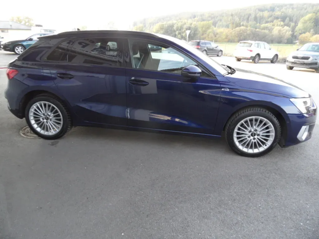 Audi A3 2024 photo 3