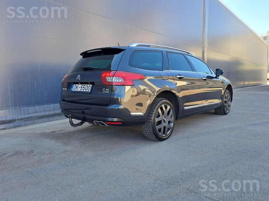Citroen C5 2012 photo 4