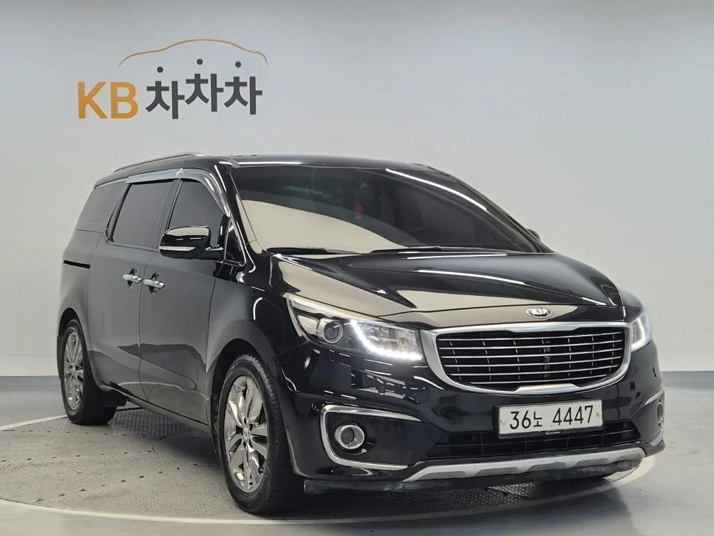 Kia Carnival 2018 photo 4
