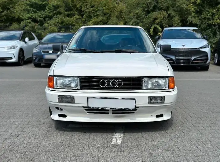 Audi 80