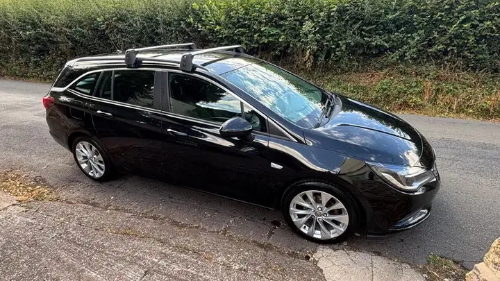 Vauxhall Astra 2017 photo 4