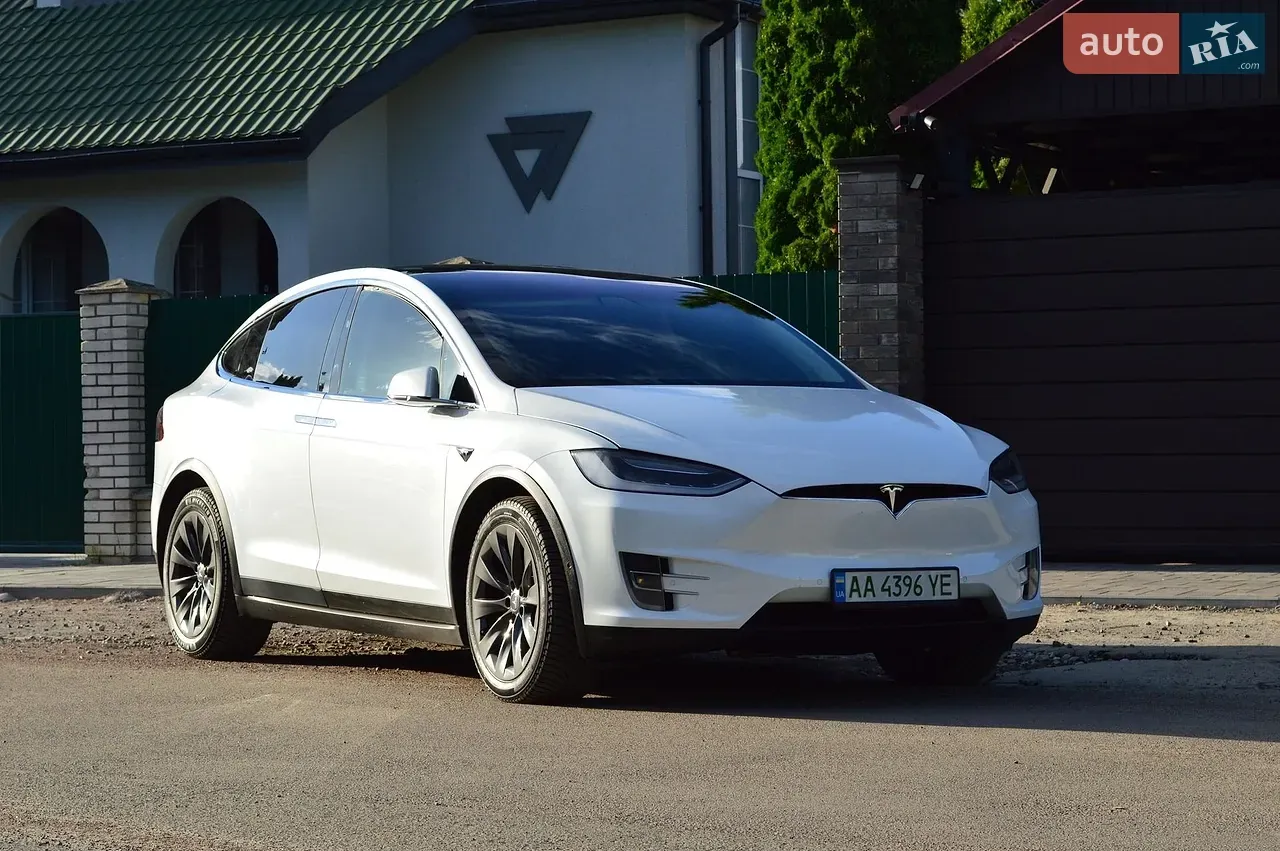 Tesla Model X