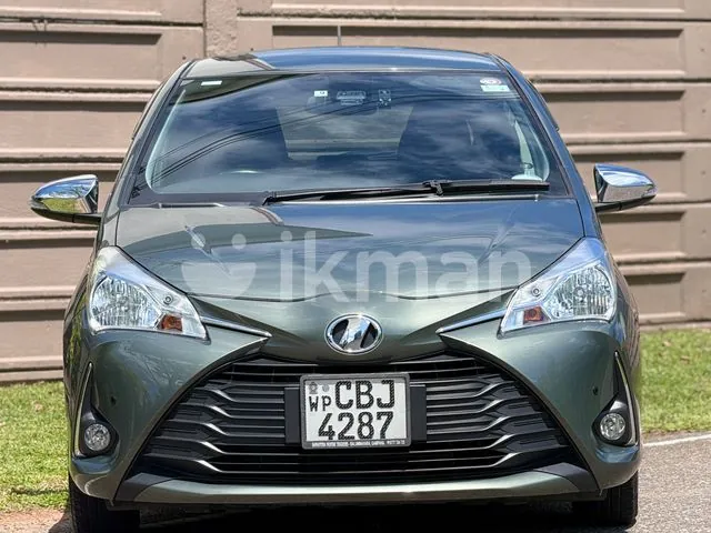Toyota Vitz 2017 photo 2