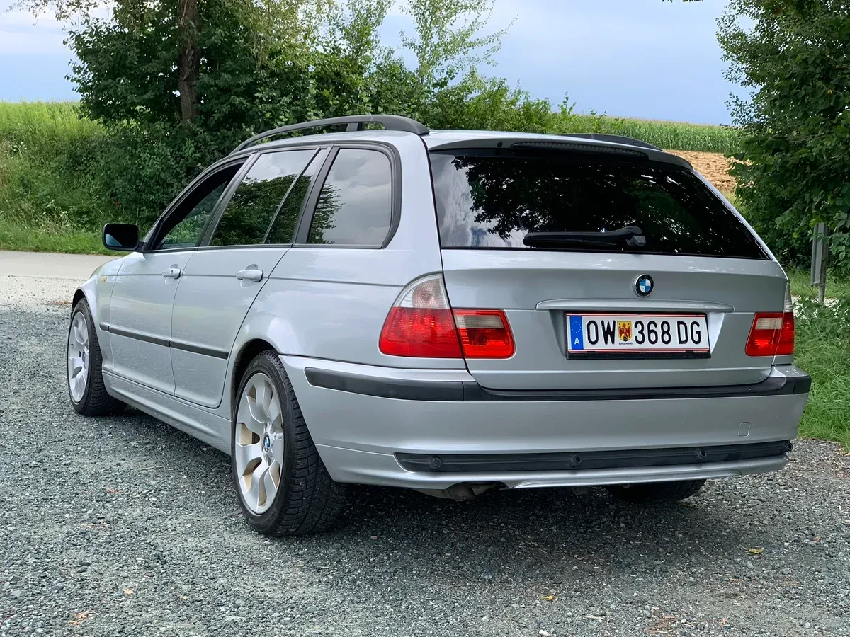 BMW 3 Series 2004 photo 3