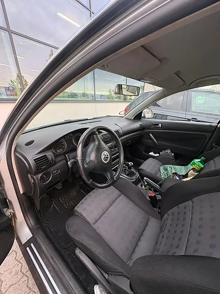 Volkswagen Passat 2002 photo 5