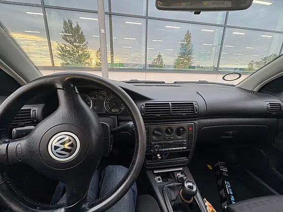 Volkswagen Passat 2002 photo 4