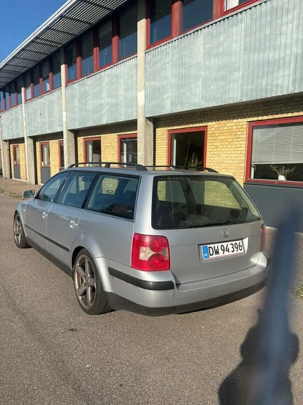 Volkswagen Passat 2002 photo 3