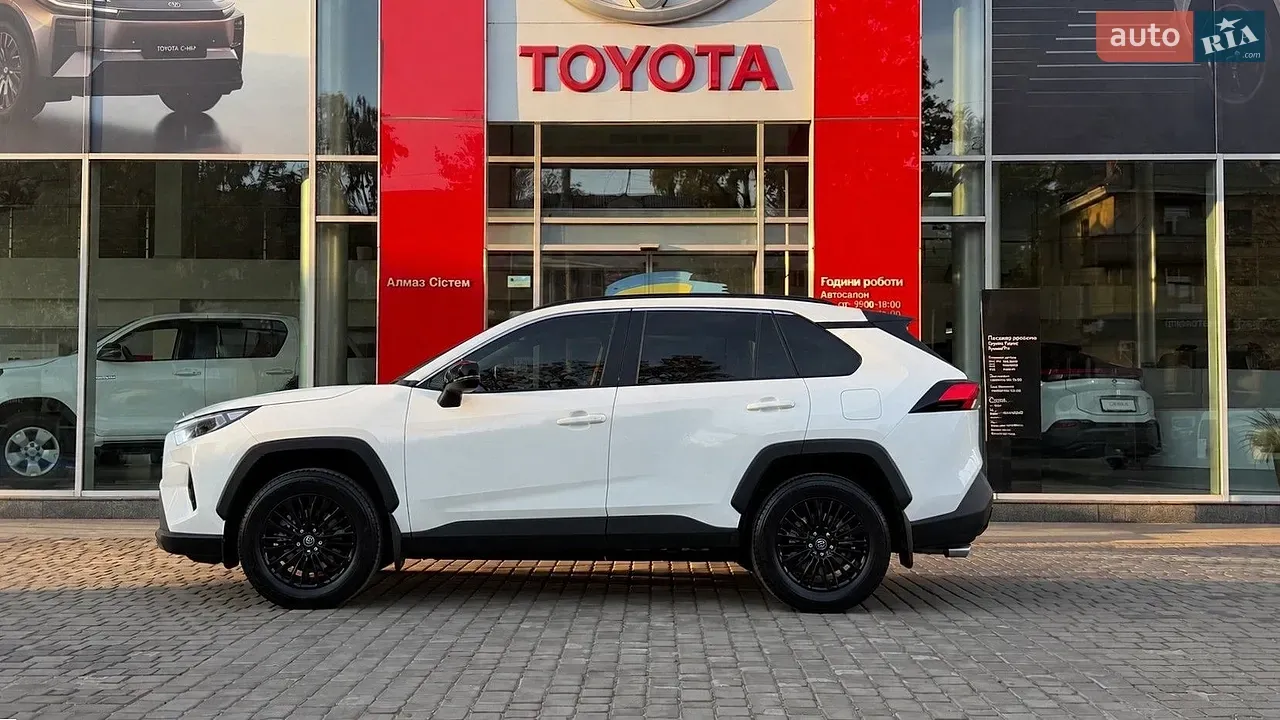 Toyota Rav4 2022 photo 3