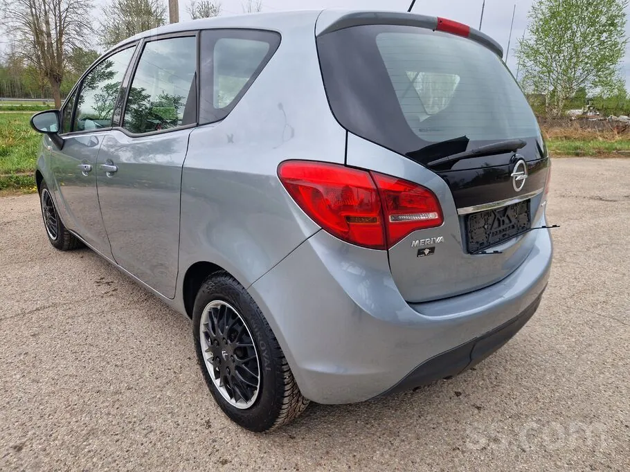 Opel Meriva 2011 photo 4
