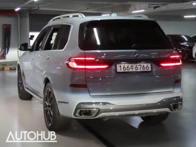 BMW X7 2025 photo 4