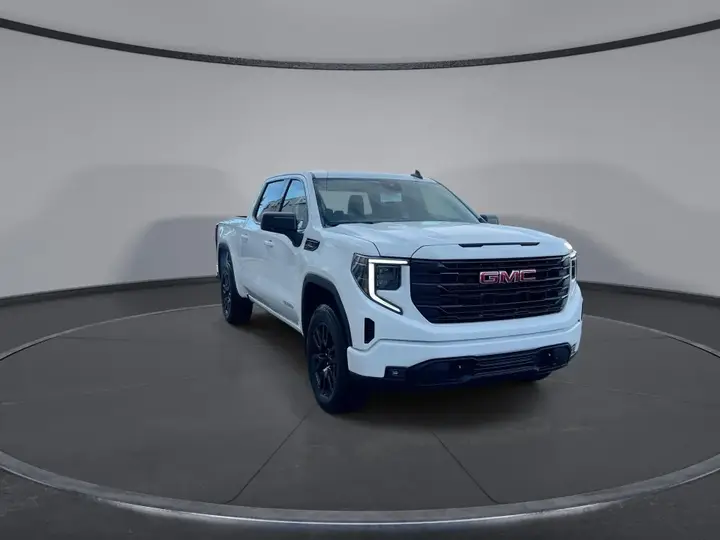 GMC Sierra 1500 2026 photo 2