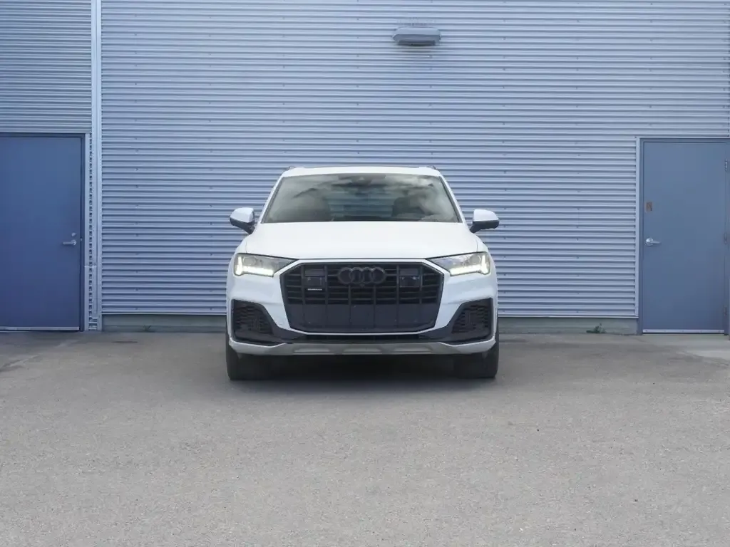 Audi Q7 2023 photo 3