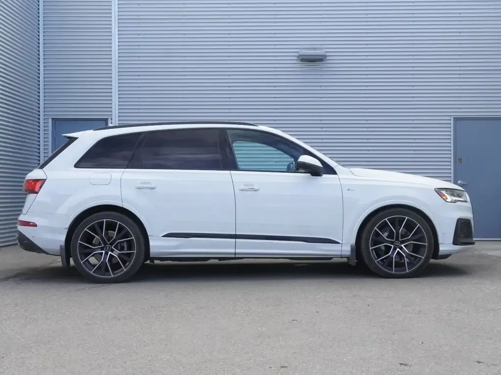 Audi Q7 2023 photo 5