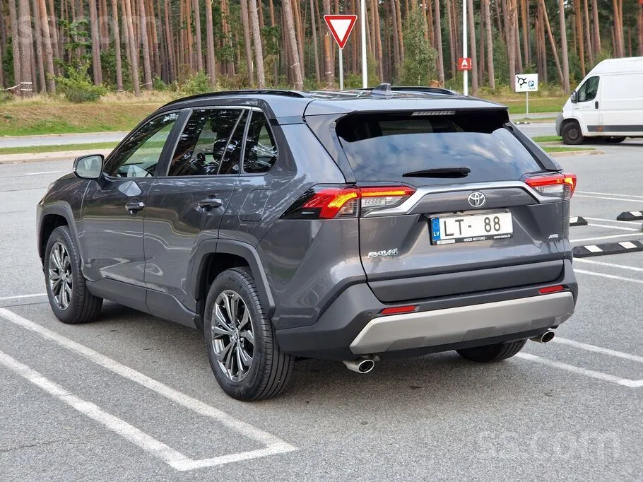 Toyota Rav4 2023 photo 5