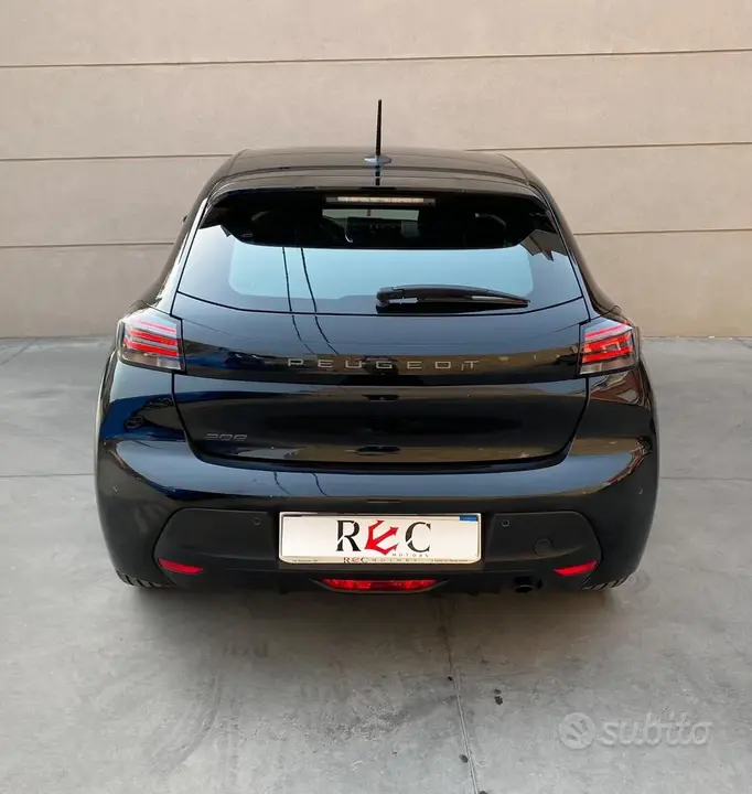 Peugeot 208 2025 photo 5