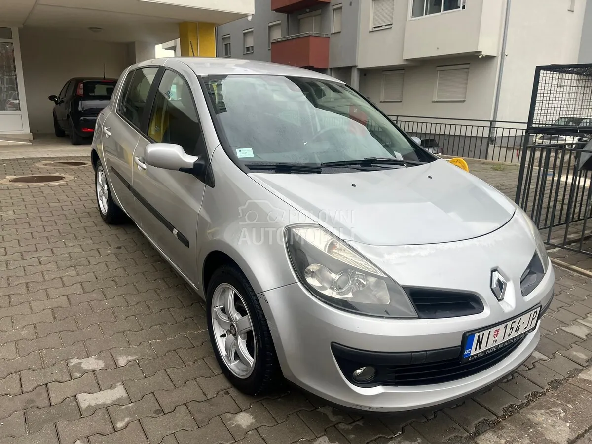 Renault Clio 2006 photo 5
