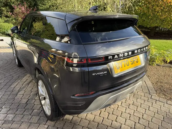 Land Rover Range Rover Evoque 2020 photo 3