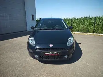 Fiat Punto 2013 photo 2