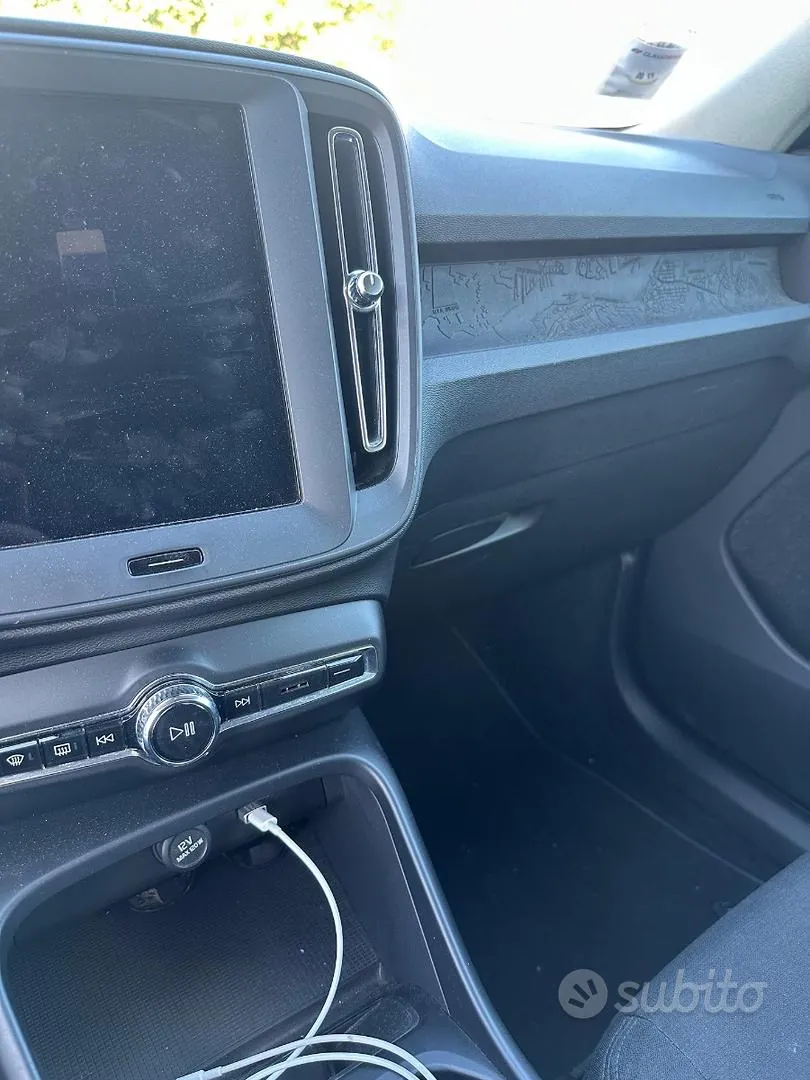Volvo Xc40 2019 photo 5