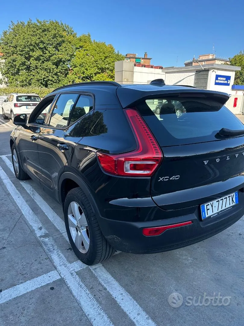 Volvo Xc40 2019 photo 4