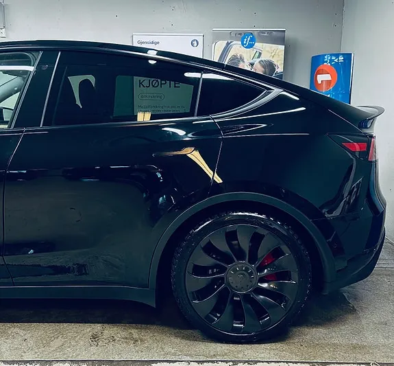 Tesla Model Y 2022 photo 5