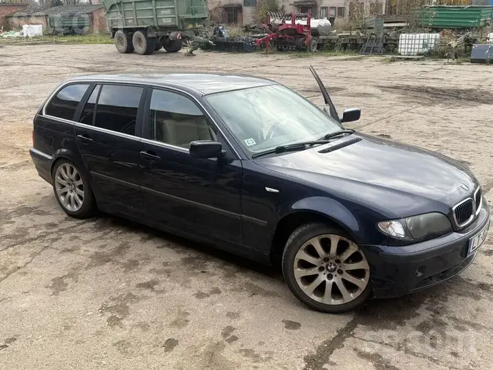 BMW 330 2002 photo 3