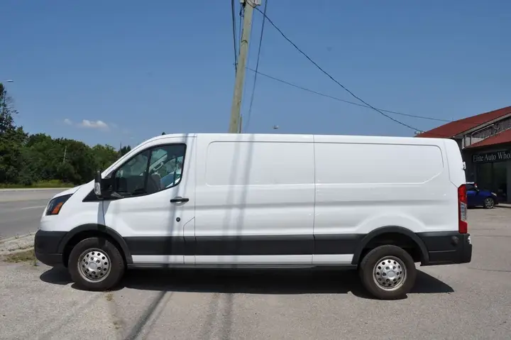 Ford Transit 2020 photo 2