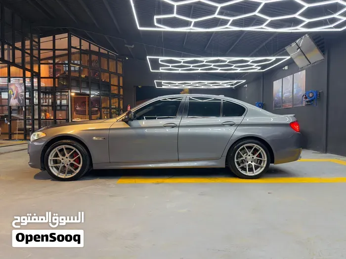 BMW 5 Series 2012 photo 4