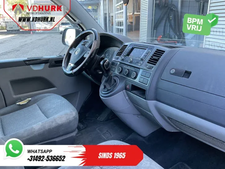 Volkswagen Transporter 2015 photo 3