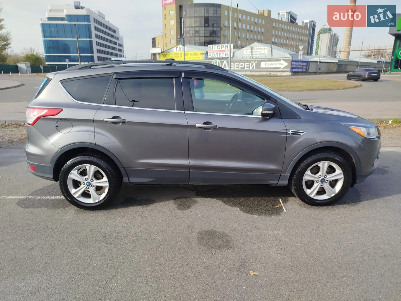 Ford Escape 2013 photo 2