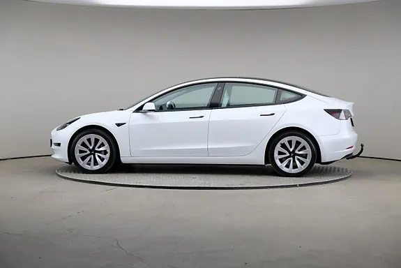Tesla Model 3 2022 photo 4