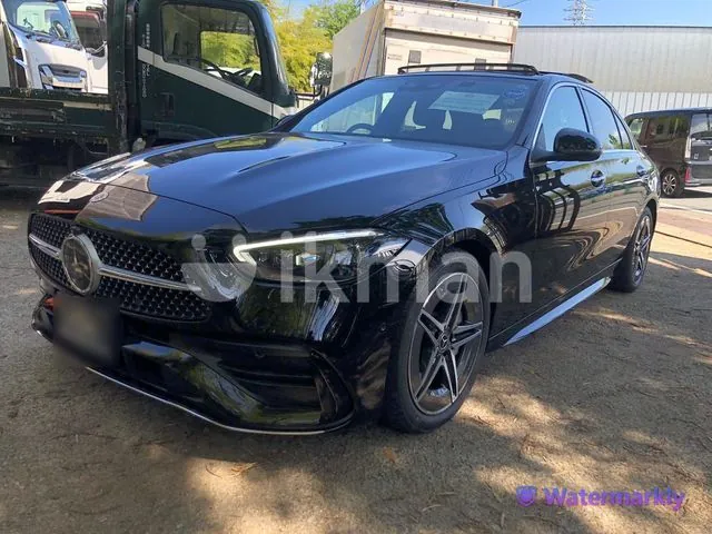 Mercedes-Benz C200 2024 photo 2