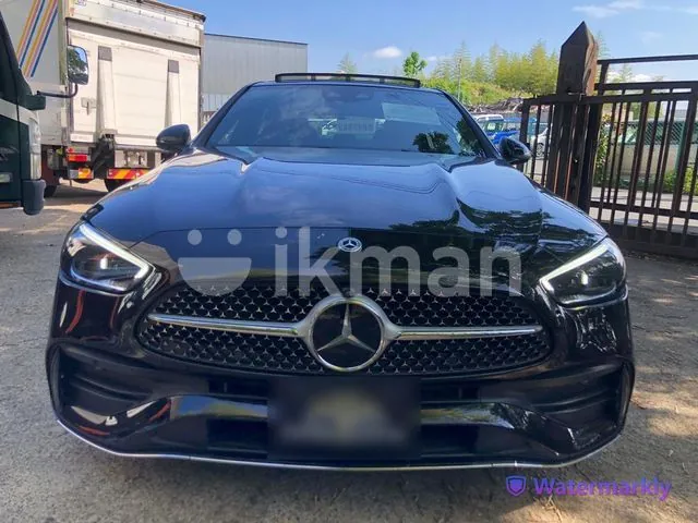 Mercedes-Benz C200