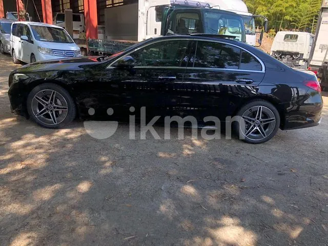 Mercedes-Benz C200 2024 photo 4