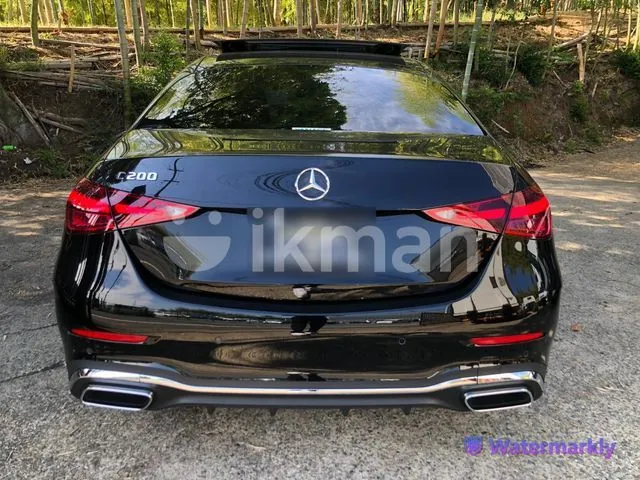 Mercedes-Benz C200 2024 photo 3