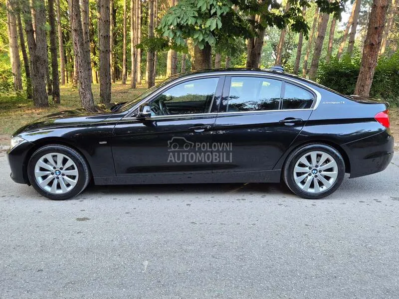 BMW 335 2013 photo 3