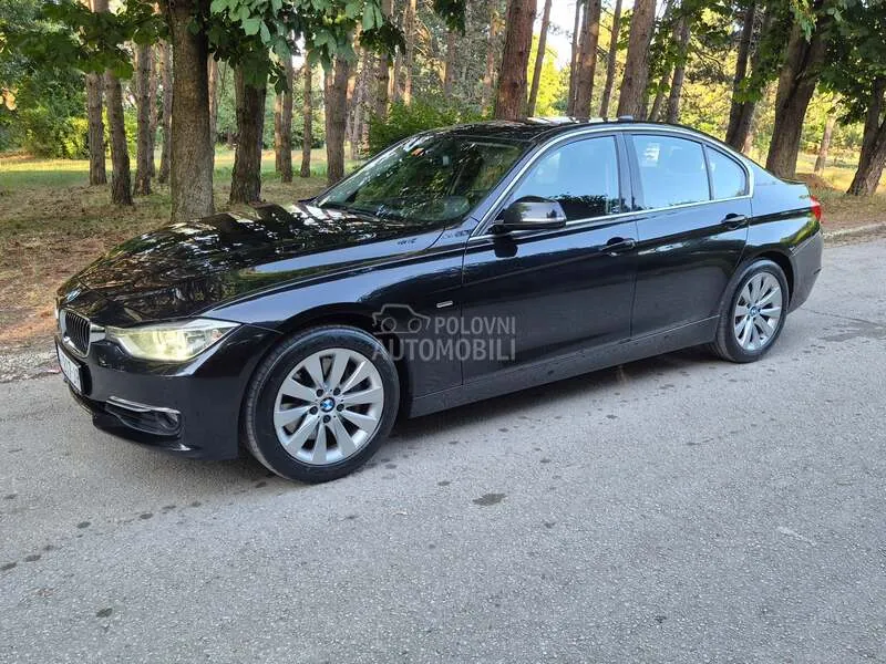 BMW 335 2013 photo 2